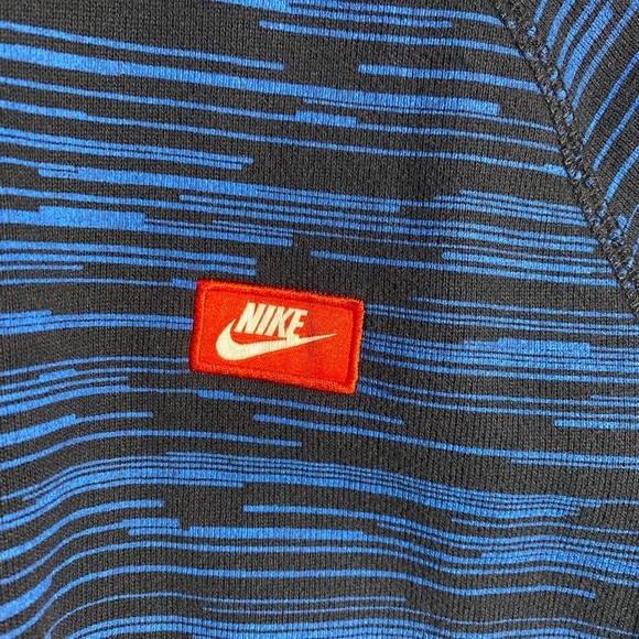 Nike zip up jacket - Picture 3 of 5